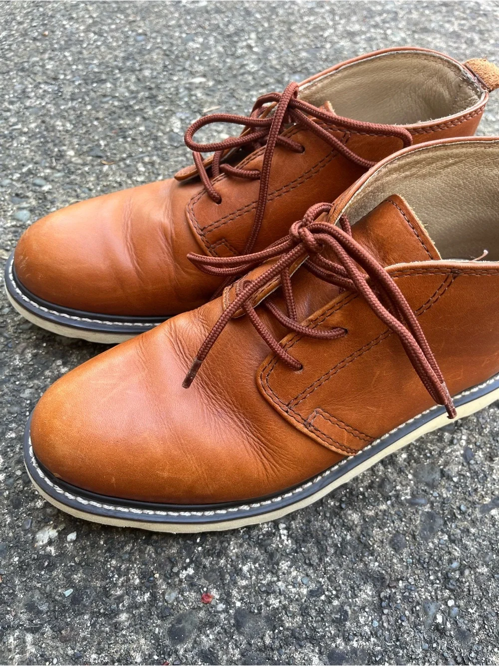 Golden Fox chestnut leather